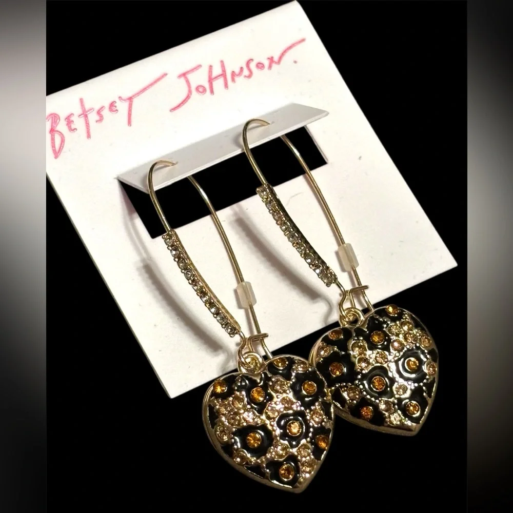 NWT•Betsey Johnson Gold and Black Heart Drop Earrings